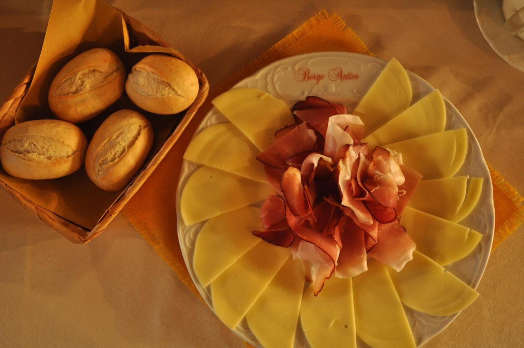 Hotel Borgo Antico Bibbiena Luaran gambar