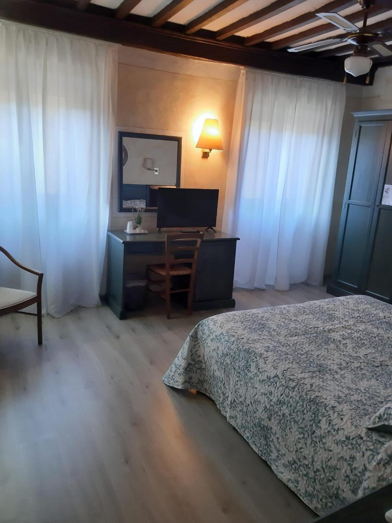 Hotel Borgo Antico Bibbiena Luaran gambar